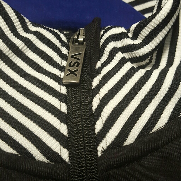 Women's running gear - Picture 3 of 5